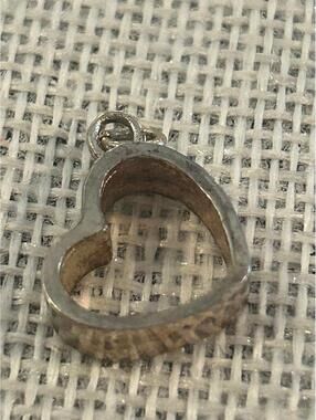 Lot a692 .5 inch pendant heart silver plated cute vintage